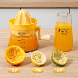 ที่คั้นน้ำผลไม้แบบแมนนวล<span class=keywords><strong>เครื่อง</strong></span>คั้นน้ำมะนาวส้มขนาดเล็กอเนกประสงค์ใช้ในครัวเรือน<span class=keywords><strong>เครื่อง</strong></span>คั้นน้ำผลไม้ด้วยมือ - Product Image 3