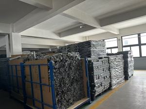 Offre Spéciale : Ensemble <span class=keywords><strong>de</strong></span> Salon <span class=keywords><strong>de</strong></span> <span class=keywords><strong>Jardin</strong></span> 4 Pièces <span class=keywords><strong>en</strong></span> Rotin Synthétique PP <span class=keywords><strong>Moulé</strong></span> par Injection avec Table – Design Balcon - Product Image 3