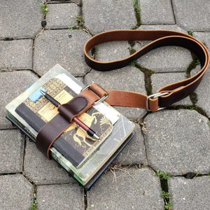 उच्च गुणवत्ता आउटडोर चमड़ा पुस्तक बेल्ट पट्टा वाहक समायोज्य ले जाने पुस्तक पट्टा कंधे - Product Image 1