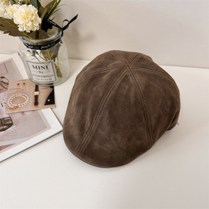 Boina de ante marrón para mujer, sombrero de otoño e invierno, terciopelo, transpirable, a prueba de viento, protección solar - Product Image 1