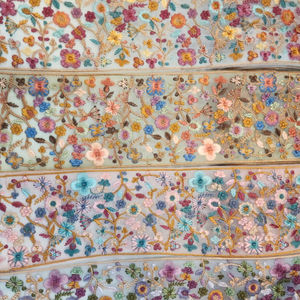 Tela de encaje de lentejuelas de filigrana de Palma de nuevo diseño de calidad para vestido de baile ropa de camisa de mujer - Product Image 1