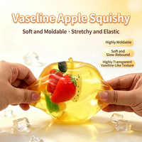 Jouet anti-stress pomme de Noël à presser Vaseline Fruit Squeezing Fun (CFSQT26293)