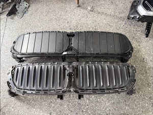 Parrilla Delantera Original Usada G32 Auto Grill Base 51712445002 51712445003 para <span class=keywords><strong>BMW</strong></span> Serie 6 G32 Lci 630GT 640GT - Product Image 2