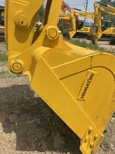 Excavatrice sur chenilles Komatsu PC200 de taille moyenne à vendre utilisée en bon état moteur pompe engrenage PLC Kobelco cylindre hydraulique - Product Image 5