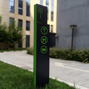 Panneaux <span class=keywords><strong>de</strong></span> pylône d'orientation extérieurs modernes personnalisés en vert noir <span class=keywords><strong>signalisation</strong></span> directionnelle éclairée par LED pour les zones commerciales parcs <span class=keywords><strong>de</strong></span> stationnement - Product Image 1