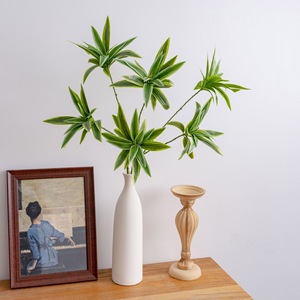 Plante artificielle en bambou CallaFloral, branche unique, blanc et vert, en tissu huilé, pour décoration de mariage, artisanat, style INS - Product Image 1