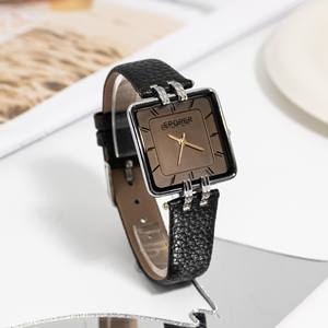 นาฬิกาข้อมือผู้หญิงทรงสี่เหลี่ยมบางเฉียบ ควอตซ์ สแตนเลสสตีล กันน้ำ ดีไซน์มินิมอล ขายส่งจากโรงงาน ราคาถูก - Product Image 4