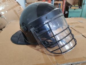 Helm Pelindung Logam Jaring Baja ABS Dengan Visor Keamanan Anti Benturan Tahan Api Helm Kontrol Konflik - Product Image 4