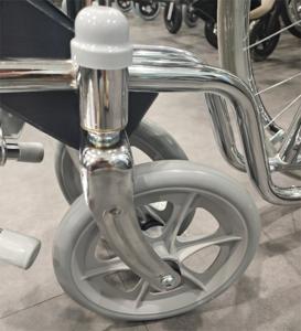 Silla de ruedas de acero manual autopropulsada ligera plegable económica estándar para adultos mayores - Product Image 4