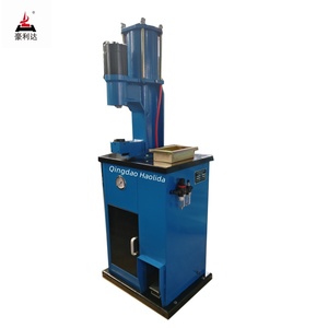 Machine à riveter pour garnitures de frein et sabots de frein hydrauliques pneumatiques robustes - Product Image 1