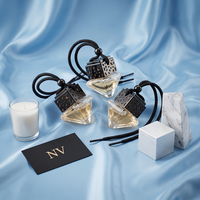 Flacon de parfum pour voiture en verre triangulaire transparent 8 ml avec bouchon en bois, contenant de parfum suspendu