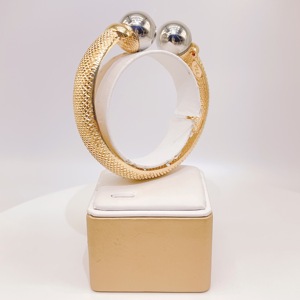 Pulsera chapada en oro de malla de estilo abierto a la moda Pulsera en forma de <span class=keywords><strong>C</strong></span> con pulsera de metal para mujer - Product Image 2