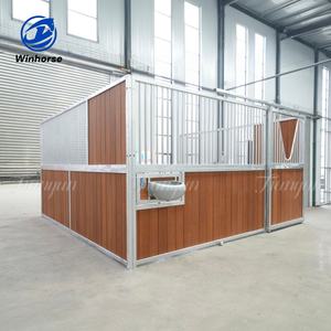 <span class=keywords><strong>Box</strong></span> <span class=keywords><strong>pour</strong></span> <span class=keywords><strong>chevaux</strong></span> écologiques et durables avec flux d'air maximal, grilles galvanisées à chaud, surface lisse facile à nettoyer - Product Image 4