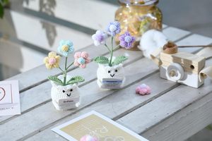 YOOJEE Fleurs au crochet faites à la main en coton, tournesol et tulipe, cadeau pour la Saint-<span class=keywords><strong>Valentin</strong></span>, anniversaire, mariage, anniversaire de naissance pour femmes et hommes - Product Image 4