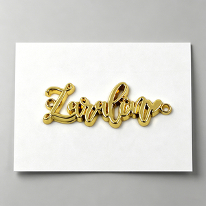 Plaques de Marque Minimalistes en Alliage de Zinc Plaqué Or avec Logo en Relief pour Sacs à Main et Accessoires Vestimentaires - Product Image 3