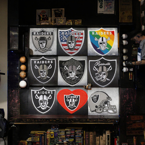 Patch brodé personnalisé en tissu feutre avec logo de l'équipe NFL RAIDERS, style thermocollant, pour chapeaux et vêtements - Product Image 3