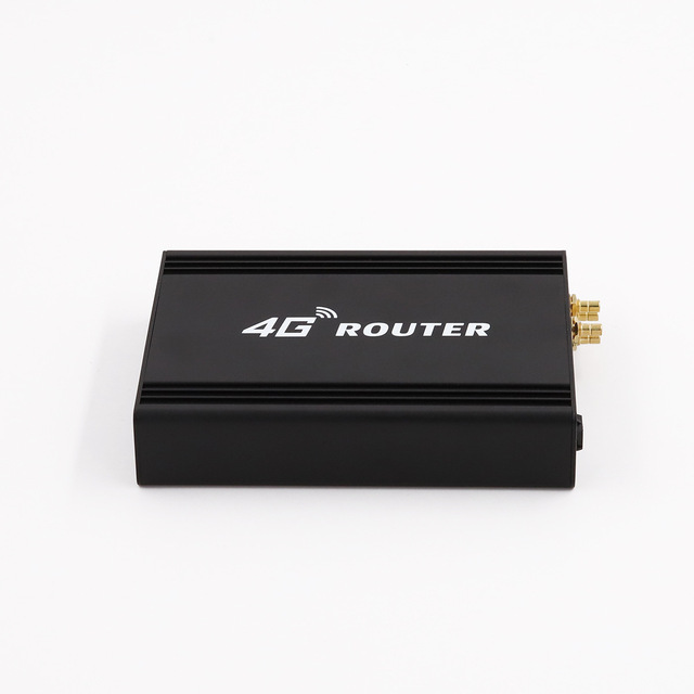 4G 5G CPE WIFI6 Router Industrial-grade Dual-Band 2.4Ghz 5.8Ghz 1200Mbps Smart  Networking  for Buses  Coaches Outdoor Use