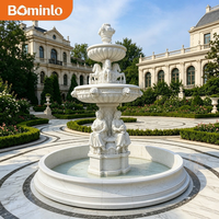 Fontaine Monumentale en Marbre Blanc Sculptée en Forme de Cheval, Fontaine d'Extérieur à 4 Niveaux pour Jardin, Taille Personnalisée pour Villa de Luxe, Hôtel, Place Publique