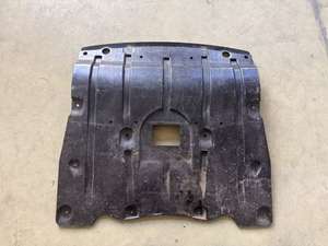 51487468803 51758092194 Cache-moteur d'origine d'<span class=keywords><strong>occasion</strong></span>, vente en gros de protection anti-éclaboussures de moteur, protection inférieure avant pour <span class=keywords><strong>BMW</strong></span> X5 <span class=keywords><strong>X6</strong></span> X7 <span class=keywords><strong>2019</strong></span>-2024 - Product Image 3