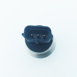 เซ็นเซอร์วัดแรงดันน้ำมันเชื้อเพลิง Mr560127 แบบเกจวัด 0-600 บาร์ พร้อมเกลียวยึด สำหรับมิตซูบิชิ ปาเจโร - Product Image 3