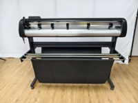 Plotter de corte de vinilo Servomotor rápido de alta precisión y velocidad de corte de contorno automático de 53 pulgadas con pantalla táctil