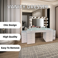 Table de Maquillage Moderne en Promotion avec Miroir LED, Panneau MDF, Idéale pour Chambre à Coucher, Usage Commercial, pour Magasin de Mariage et Salon de Beauté