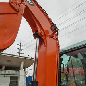 Excavadora Usada Doosan DH55 con Motor Cummins y Bomba MOOG, Pocas Horas de Trabajo, Alta Calidad, Buen Precio - Product Image 6