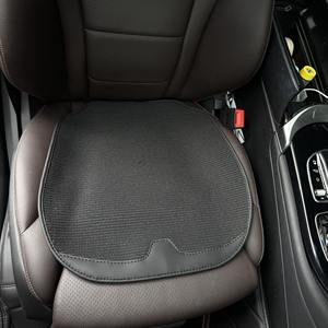 Çeşitli Araç Modelleri Dayanıklı Buz İpeği Rahat Kaymaz 3D Örgü Evrensel Araba Koltuk Kılıfı - Product Image 6
