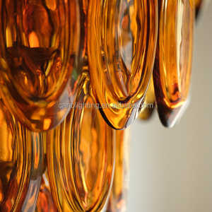 Lustre en verre ambré Art déco moderne - Product Image 3