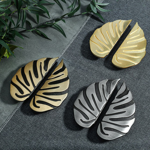 Leaf-Shaped Furniture Handle Zinc Alloy Novelty Design Scandinavian Style For Wardrobe Cabinet <b>Doors</b> Durable <b>Door</b> <b>Knob</b> - Product Image 1