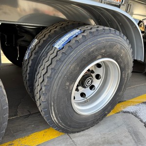 Semi-remorque benne basculante robuste 4 essieux 40FT 60FT 100 tonnes 40m³ pour <span class=keywords><strong>transport</strong></span> d'acier et utilisation générale - Product Image 5
