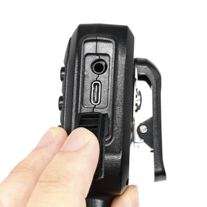 Micrófono Walkie Talkie Tipo C POC 4G LTE con Altavoz, Micrófono de Hombro Impermeable PTT para Radio Bidireccional Portátil - Product Image 6