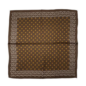 Pañuelo Cuadrado Pequeño con Letra C 70x70cm FULARES - Product Image 1