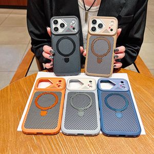 เคส iPhone 17 Pro Max แบบแม่เหล็กติดตั้งได้ พร้อมขาตั้งแม่เหล็กคาร์บอนไฟเบอร์ ป้องกันการตกกระแทกอย่างดีเยี่ยม รุ่น 16 - Product Image 1