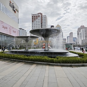 Sculpture en acier inoxydable à effet miroir, art abstrait, fontaine d'eau, décoration de vue - Product Image 1