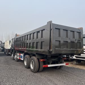 Camión Volquete SINOTRUK HOWO 8x4 de 30 Toneladas, 371hp, Euro 2, Dirección Derecha, Diésel, Usado, en Venta - Product Image 6