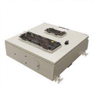 紧凑型照明电路控制盒，包括主开关和小型断路器，适用于室内/室外照明 - Product Image 1