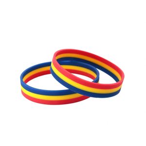 สายรัดข้อมือยางแบบกำหนดเองพร้อมสายรัดข้อมือซิลิโคนลายธงชาติสามสี, พิมพ์โลโก้ได้, สายรัดข้อมือซิลิโคนสีแบบหลายชั้น - Product Image 3