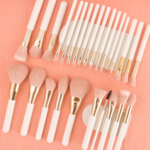 27 pièces <span class=keywords><strong>de</strong></span> haute qualité, couleur or blanc, rose, cheveux synthétiques, mode <span class=keywords><strong>fond</strong></span> <span class=keywords><strong>de</strong></span> <span class=keywords><strong>teint</strong></span>, sourcils, cils, maquillage, ensemble <span class=keywords><strong>de</strong></span> pinceaux, logo personnalisé - Product Image 4