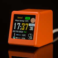 GeekMagic Süper Havalı Mini WiFi Masaüstü Dijital Hava Durumu Saati IPS LCD Ekranlı Dekoratif Cihaz
