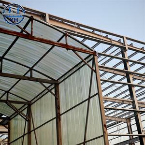 Bâtiment préfabriqué d'atelier en acier haute résistance, grande <span class=keywords><strong>baie</strong></span>, assemblage rapide, structure de protection contre les intempéries - Product Image 1