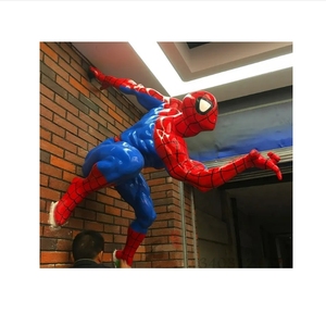 Statua di <span class=keywords><strong>Spiderman</strong></span> in Vetroresina a Grandezza Naturale, Scultura Decorativa in Resina per Parchi a Tema all'Aperto - Product Image 1
