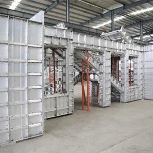 Sistema di cassaforma in alluminio per l'edilizia