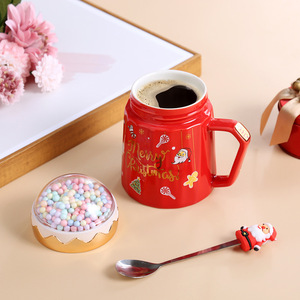 แก้วกาแฟเซรามิคคริสต์มาสขายส่ง ลายซานตาคลอสและต้นคริสต์มาส พร้อมฝาปิด ช้อน และกล่องของขวัญ - Product Image 4
