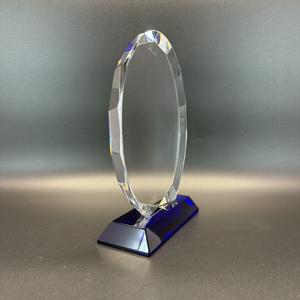 निर्माता थोक खाली स्पष्ट क्रिस्टल ट्रॉफी अनुकूलित लोगो लेजर उत्कीर्णन क्रिस्टल ग्लास ट्रॉफी पुरस्कार - Product Image 3