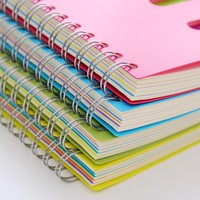 Carnet à spirale de style coréen à ouverture latérale avec intercalaires, journal simple et frais pour étudiants et études scolaires