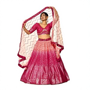 Robe de bal en satin rose à imprimé géométrique avec col halter, style Leheriya, avec dupatta et haut court détachable, longueur maxi, naturelle et élégante pour soirée - Product Image 1