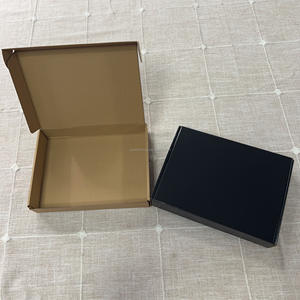 Ensemble de 30 boîtes d'expédition en carton ondulé blanc laminé mat revêtu UV gaufré pour cadre photo et enveloppe de <span class=keywords><strong>littérature</strong></span> - Product Image 5