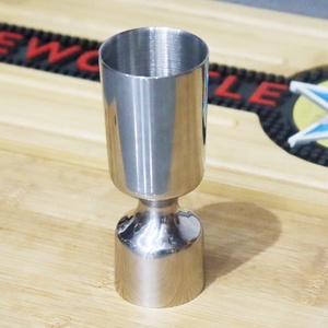 Tazas Medidoras de Vino Nuobaichen Metropolitan con Buen Agarre, Acero Inoxidable, Ecológicas y Duraderas Líneas de Escala de Medición de 20/30 ml de Capacidad - Product Image 1