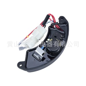 เครื่องควบคุมแรงดันไฟฟ้าของเครื่องกำเนิดไฟฟ้าเบนซิน 178F 186FA 188F สำหรับเครื่องไถพรวนขนาดเล็ก วัสดุพลาสติก - Product Image 4